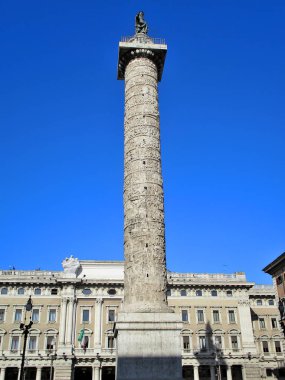Trajan Sütun . Roma'daki Roma zafer sütunu, İtalya