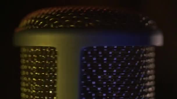 Profesyonel Bir Mikrofon Stüdyosu Bir Stüdyo Müzik Ekipmanı Kapat — Stok video