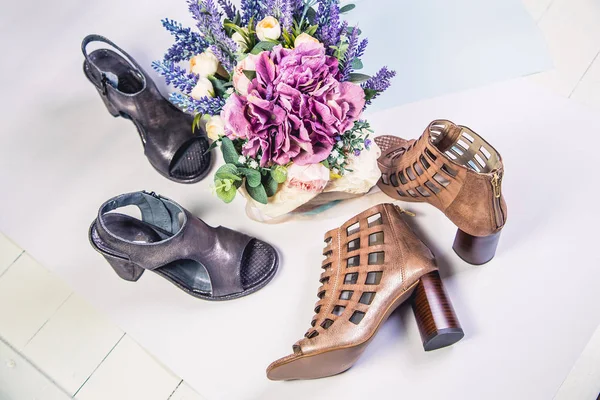 Стильные Летние Сандалии Обувь Женская Обувь — стоковое фото