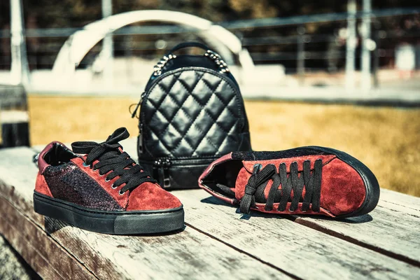 Red Suede Sneakers Black Backpack Women Fashion — Stock Photo, Image