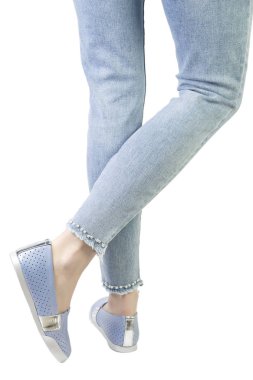 ayak üzerinde daireler, beyaz bir arka plan üzerinde ayakkabı