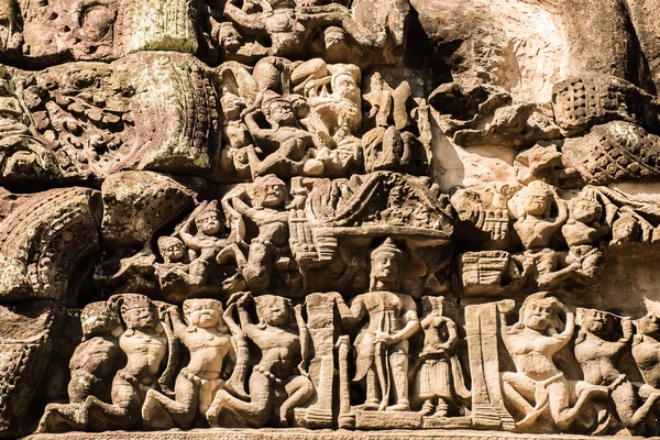 Antient reliefs au temple Banteay Kdei au complexe Angkor Wat, Cambodge — Photo