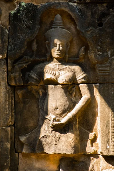 Woman Statue of Banteay Kdei Temple in Angkor Wat complex, Cambodge — Photo