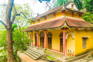 Ana bina od antik Bich Dong pagoda karmaşık, Tam Coc, Ninh Binh Vietnam