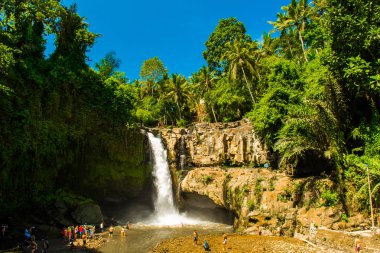 Ubud, Bali, Endonezya yakınındaki güzel Tegenungan şelale
