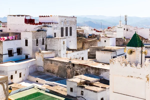 Piękny widok na biały kolor medina o Tetouan miasta, Maroko, Afryka — Zdjęcie stockowe