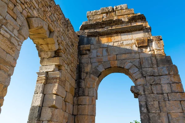 Ruïnes in de oude oude Romeinse stad Volubilis, Unesco, Meknes, Marokko — Stockfoto