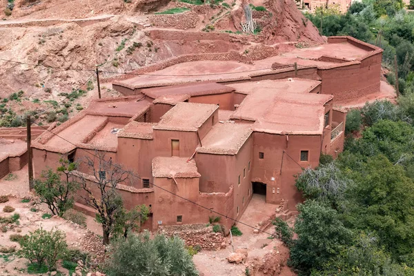 Μαρόκο, Kasbah στην κοιλάδα Dades επίσης γνωστή ως η κοιλάδα των Ρόδων. Dades ποταμού — Φωτογραφία Αρχείου