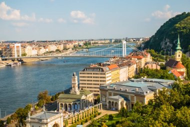 Macaristan 'ın Avrupa' daki başkenti Budapeşte 'nin şehir manzarası