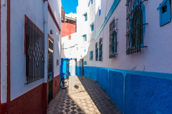 Colorida Hermosa Calle Medina Antigua Blanca Aldea Asilah Marruecos —  Fotos de Stock