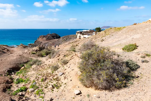 Paesaggio con la famosa spiaggia di Papagayo sull'isola di Lanzarote nelle Isole Canarie, Spagna — Foto Stock