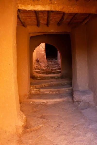 Старый город Аит-Бенхадду под Уфазате, Атлас, Моро — стоковое фото
