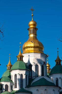 Kiev, Ukrayna 'Da St Sophias Katedrali 'Nin yeşil ve altın kubbeleri