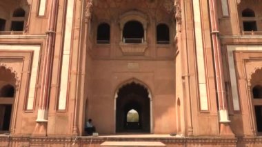 Yeni Delhi Safdarjung Mezarı, Hindistan, 4k görüntüleri video