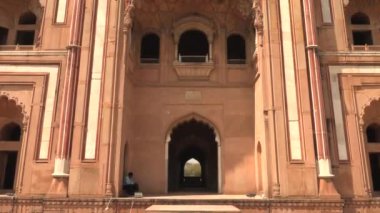 Yeni Delhi Safdarjung Mezarı, Hindistan, 4k görüntüleri video