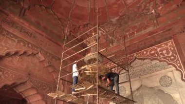 Delhi, Hindistan, 30 Mar 2019 - Jama Mescidi, Delhi. Ulu Cuma Camii Jama Mescidi muhteşem mimarisi, 4k görüntüleri video