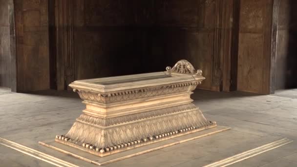 インド、ニューデリーのサフダルジュンの墓、4k映像ビデオ — ストック動画