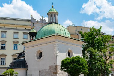 Krakow, Polonya'nın ana meydanı nda ve merkezinde kilise
