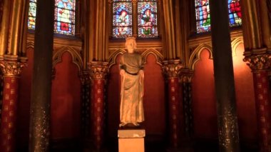 Paris, Fransa, 20 Mayıs 2019-Sainte-Chapelle Iç, Paris, Fransa, 4k video videosu