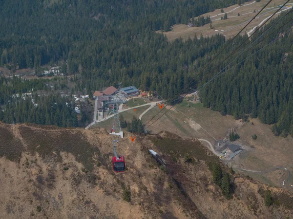 Üstüne kar ile İsviçre Alpleri manzara görünümü