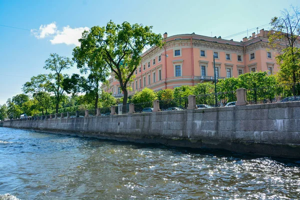 Rusya, St. Petersburg Yaz saati manzaralı