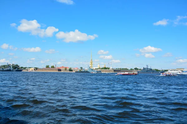 Rusya, St. Petersburg Yaz saati manzaralı