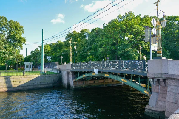Savior dökülen kanın Saint Petersburg, Rusya'nın ünlü kilise