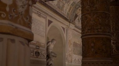 Tarihi Palazzio Vecchio görünümü içeriden