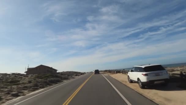 Rijden in Pacific grove 17 mijl weg naar het zuiden — Stockvideo