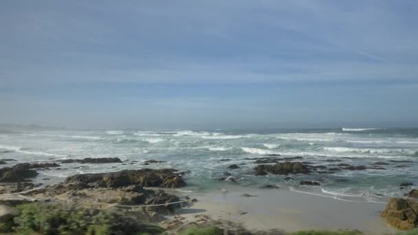 Parque Estatal Big Sur paisaje escénico con olas gigantes — Vídeos de Stock