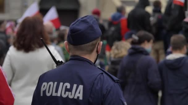 Протести проти COVID Lockdown в Європі. Woclaw Poland 10.10.2020 — стокове відео