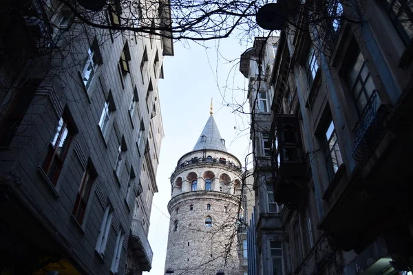 Beyoglu Distriktet Historisk Arkitektur Galata Tårn Middelalderlige Vartegn Istanbul Tyrkiet - Stock-foto