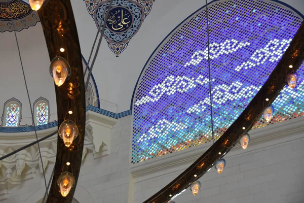 Interior Mezquita Camlica Istanbul Pavo — Foto de Stock