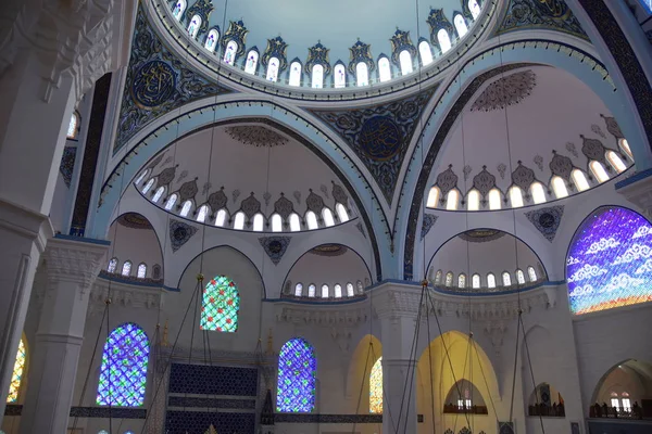 이스탄불 Camlica 모스크의 — 스톡 사진
