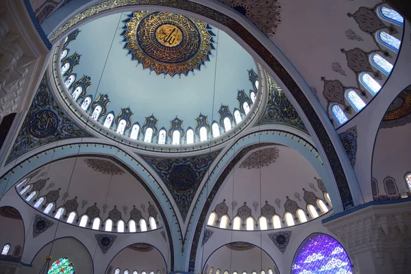 Interior Mezquita Camlica Istanbul Pavo — Foto de Stock