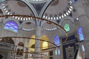 Çamlıca Camii stanbul Türkiye iç 