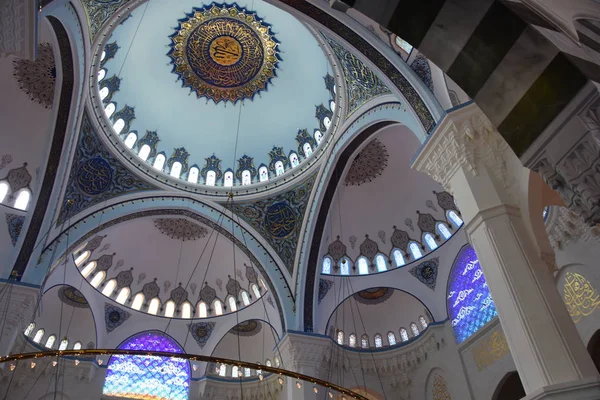 Interior Mezquita Camlica Estambul Turquía — Foto de Stock