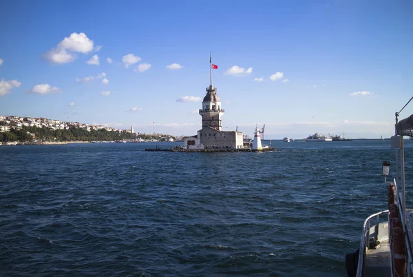 Vue Ensoleillée Tour Vierge Istanbul Turquie Kiz Kulesi Symbole Istanbul — Photo