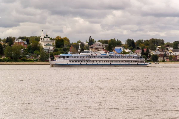 Navio Rio Turístico Volga — Fotografia de Stock