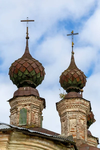 Купола Заброшенной Христианской Церкви Общий Вид — стоковое фото