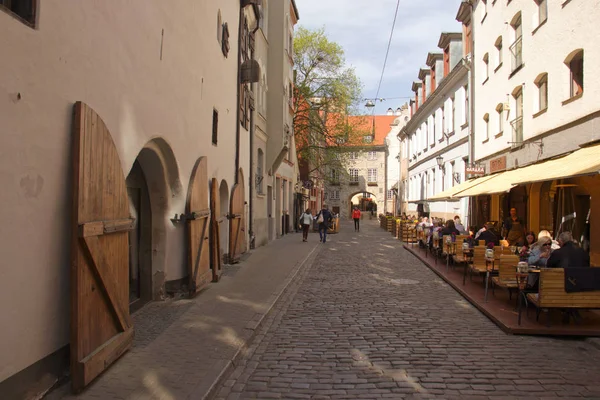 Riga eski şehir caddesi. Riga'da mimari. Letonya
