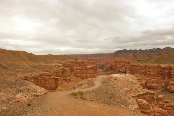 Sharyn Canyon, Kazahsztán-május 3, 2019: Canyon Walk — Stock Fotó