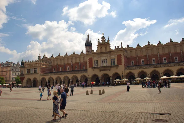 Krakow, Polonya 1 Haziran 2019: Güzel mimarisi ile şehir eski şehir.