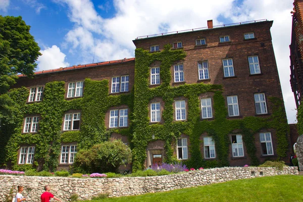 Krakau, Polen 1 juni, 2019: stad oude stad met prachtige architectuur. — Stockfoto