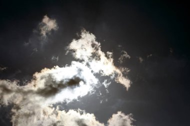 Bulutlar dramatik ruh hali oto sesi güzel sanatlar yüksek kaliteli elli megapiksel ile Gökyüzü