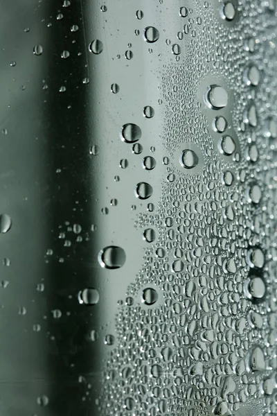 Капли воды макро из пластиковой бутылки 50 мегапикселей — стоковое фото
