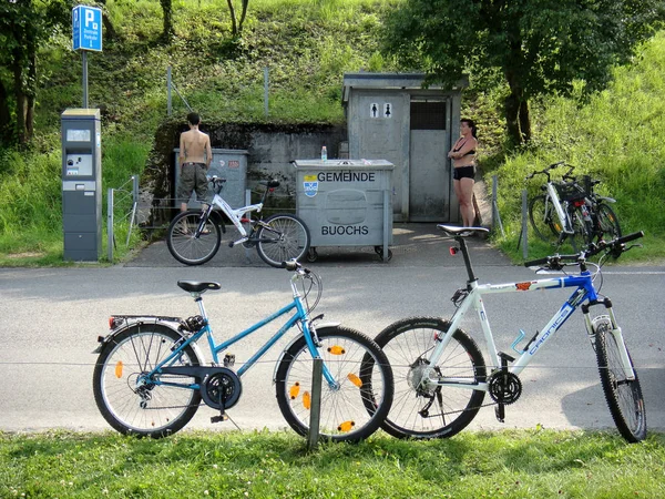 Schweiz Stadtlandschaft Reisewahn schöne See Sommer — Stockfoto