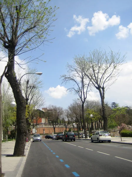 Madrit, Espanha - 12 de agosto de 2007: Vista dos principais lugares do centro — Fotografia de Stock