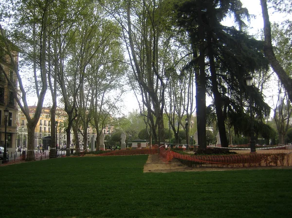 Madrit, Spain - 12 August 2007: View of the center top places on — Stock Photo, Image