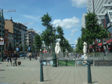 Belçika, Brüksel - 12 Ağustos 2008: Yaya olarak orta saha